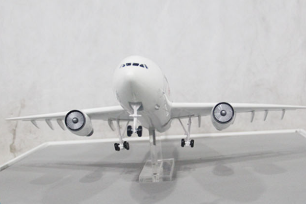 中国商飞C919大型客机：国产大飞机的崛起与3D打印模型的科技演绎