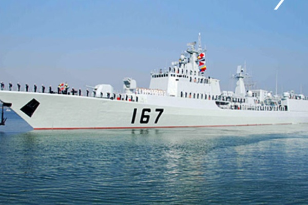 深圳号驱逐舰：海上雄鹰与模型艺术的融合