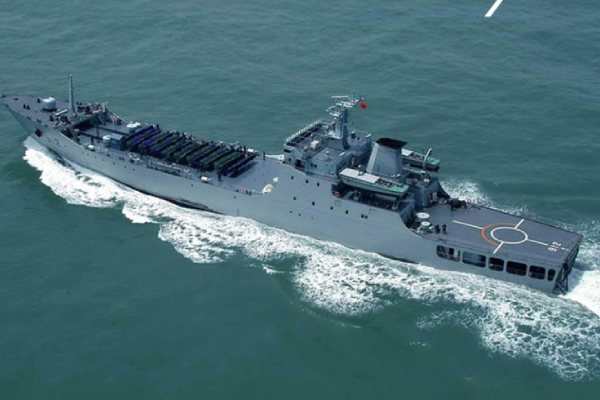 【海防基石】072型登陆舰：中国海军的两栖突击利器与技术典范